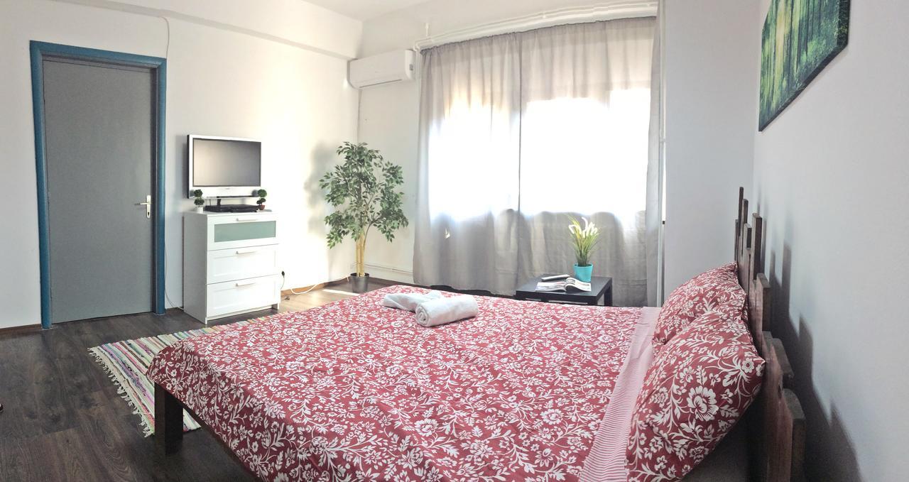 Globe Hostel Bucarest Extérieur photo